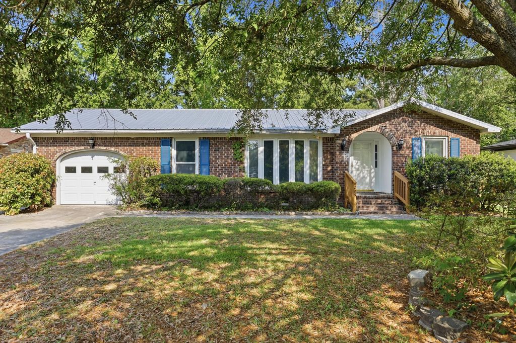 226 Loblolly Circle, Ladson, SC 29456