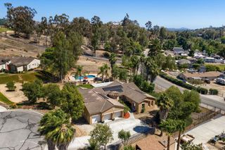 26138 Wyndemere, Escondido, CA 92026