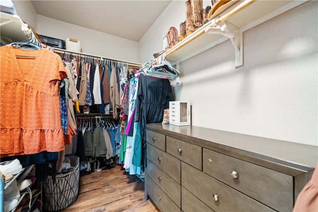 303 Pacific Dr, Portland, TX 78374