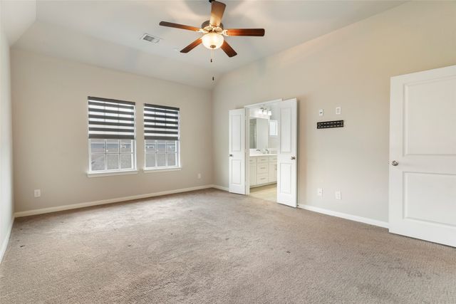 1036 Gardenia Street, Carrollton, TX 75007