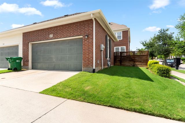 1036 Gardenia Street, Carrollton, TX 75007
