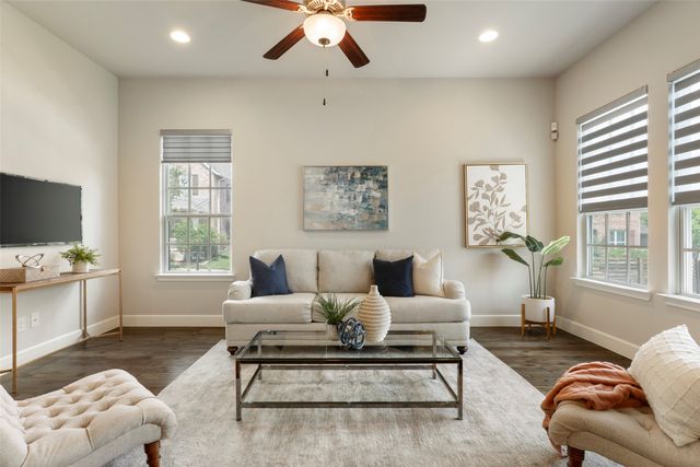 1036 Gardenia Street, Carrollton, TX 75007