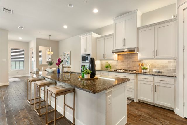 1036 Gardenia Street, Carrollton, TX 75007