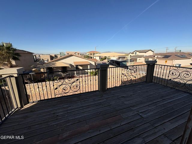 2837 PASILLO ROCK Place, El Paso, TX 79938