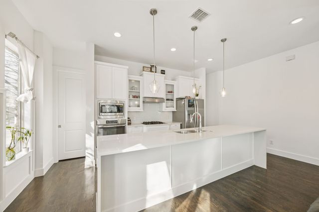 3002 Zenia Drive, Dallas, TX 75204