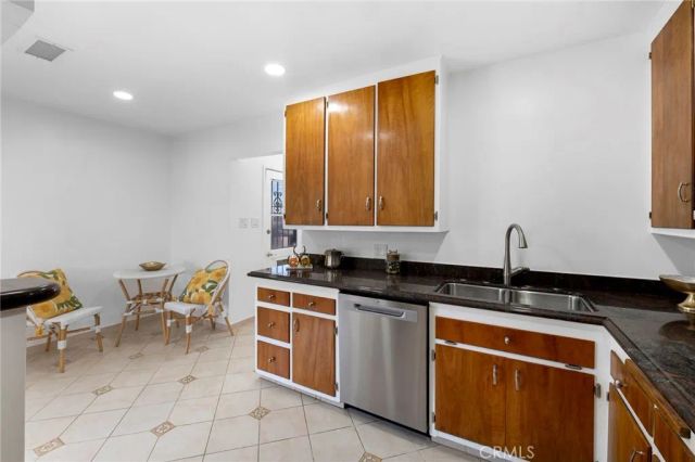 6023 Pepperwood, Lakewood, CA 90712