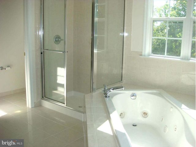 126 GEORGE ST, Gaithersburg, MD 20877