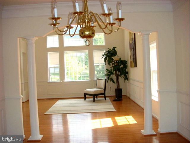 126 GEORGE ST, Gaithersburg, MD 20877