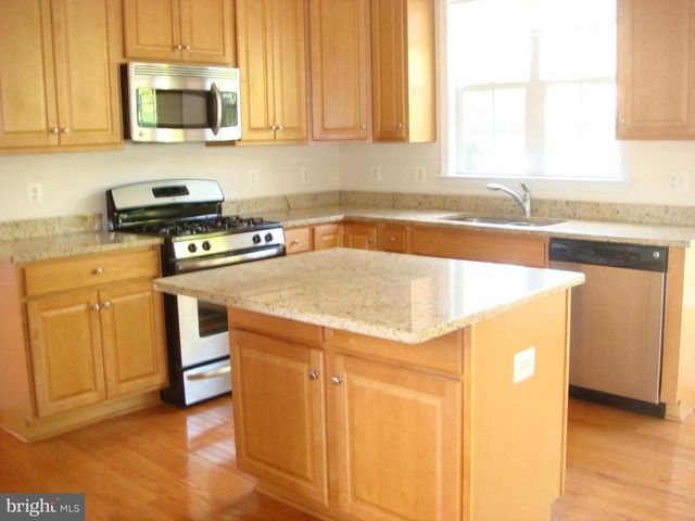 126 GEORGE ST, Gaithersburg, MD 20877