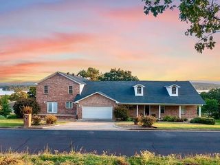 34 Valley View Drive, Russellville, AR 72802