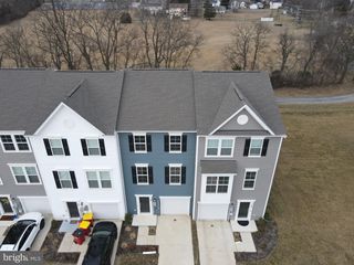 99 GRAY SILVER RD, Inwood, WV 25428