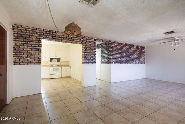 725 E MANOR Drive, Casa Grande, AZ 85122