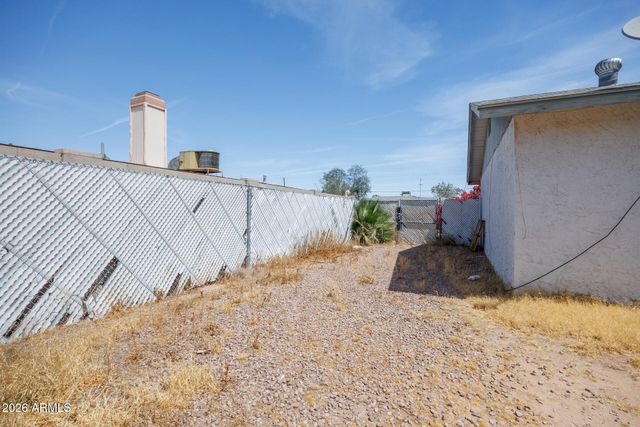 725 E MANOR Drive, Casa Grande, AZ 85122