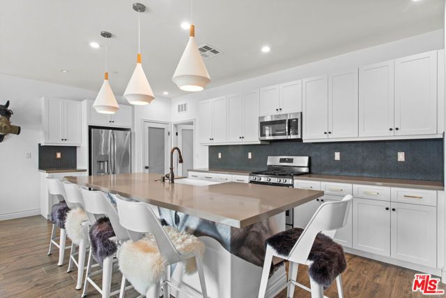 82425 Murray Canyon Drive, Indio, CA 92201