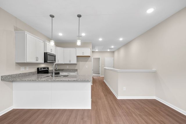 329 Cedar Ct B, Clarksville, TN 37042