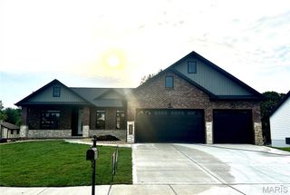 4515 Bruin Lane, Glen Carbon, IL 62034