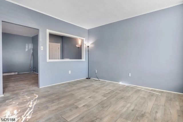 929 Bordentown Rd, Burlington City, NJ 08016