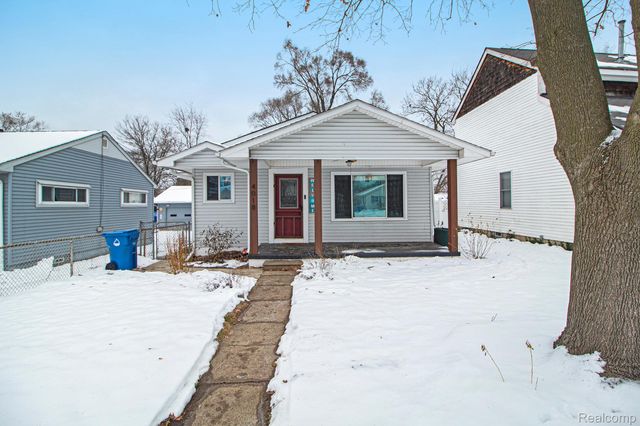 4018 Quillen Avenue, Waterford Charter Township, MI 48329