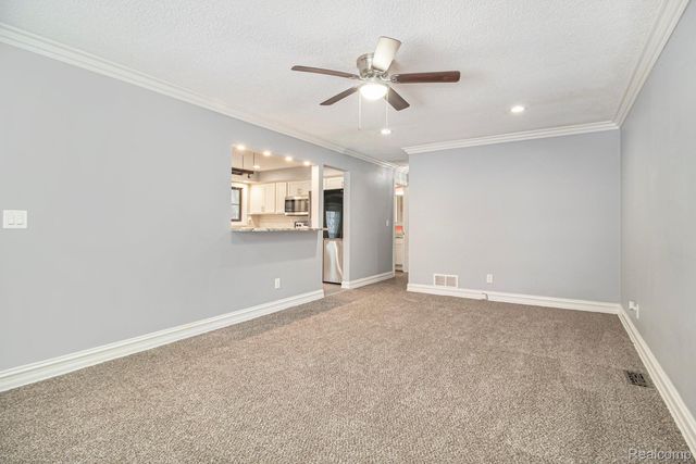 4018 Quillen Avenue, Waterford Charter Township, MI 48329