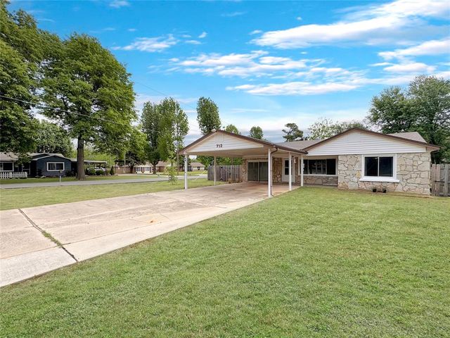 712 N Cedar Drive, Oklahoma City, OK 73130