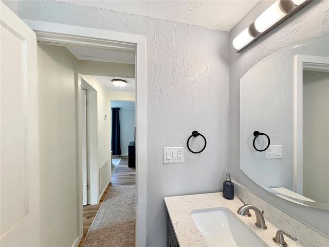 712 N Cedar Drive, Oklahoma City, OK 73130