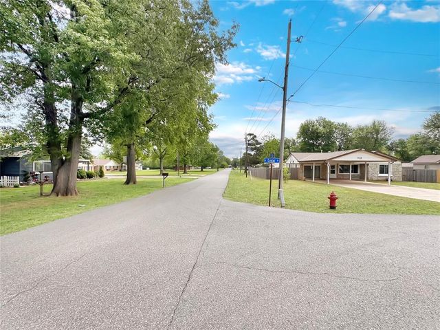 712 N Cedar Drive, Oklahoma City, OK 73130