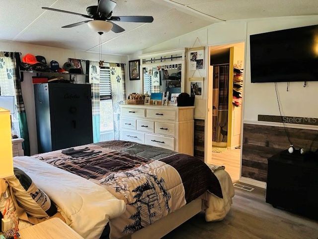 7161 SCHERING STREET, Weeki Wachee, FL 34613