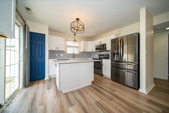 2040 St Clifford Drive, Indianapolis, IN 46239