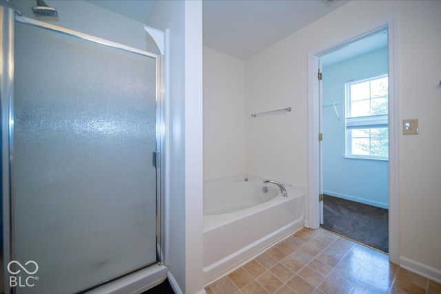 2040 St Clifford Drive, Indianapolis, IN 46239