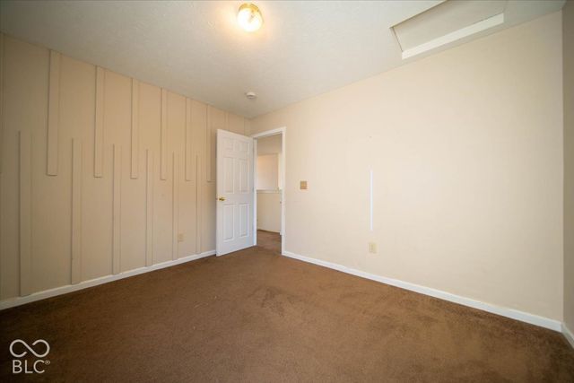 2040 St Clifford Drive, Indianapolis, IN 46239