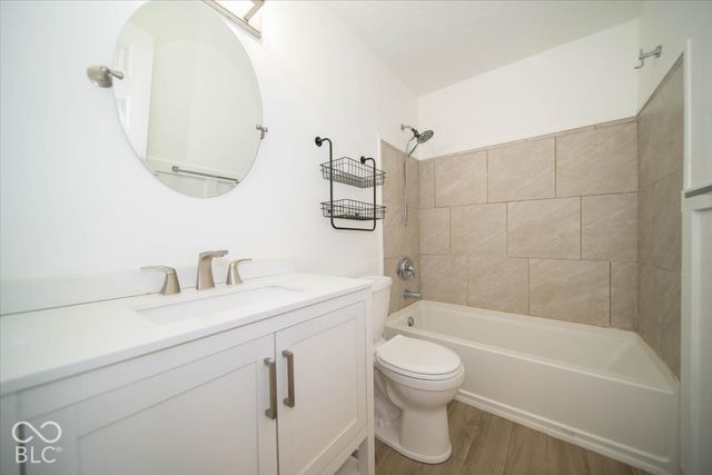 2040 St Clifford Drive, Indianapolis, IN 46239