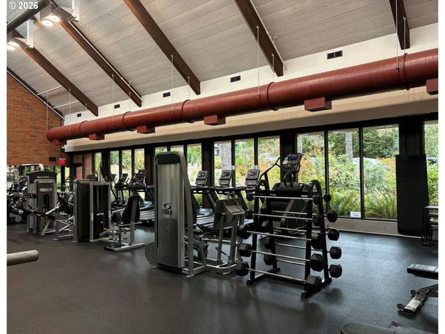 17 BRITTEN Ct, Lake Oswego, OR 97035