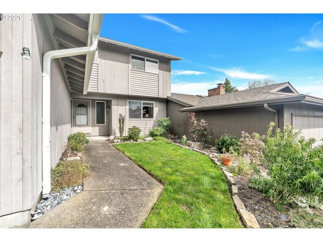 17 BRITTEN Ct, Lake Oswego, OR 97035