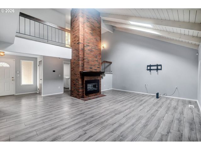 17 BRITTEN Ct, Lake Oswego, OR 97035