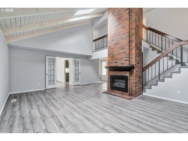 17 BRITTEN Ct, Lake Oswego, OR 97035