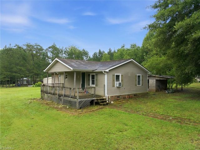 300 Brewer Road, Mayodan, NC 27027