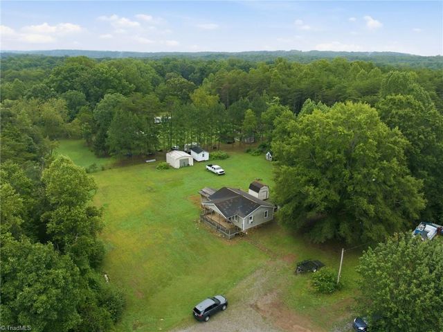 300 Brewer Road, Mayodan, NC 27027