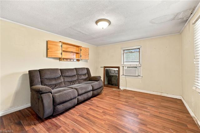 300 Brewer Road, Mayodan, NC 27027