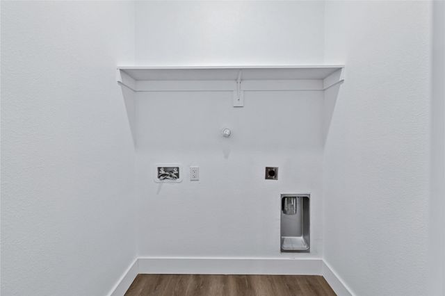 1027 W Coffin Street, Denison, TX 75020