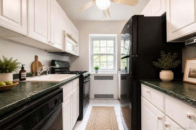 35-24 78th Street B24, Jackson Heights, NY 11372
