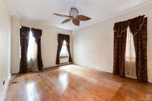 35-24 78th Street B24, Jackson Heights, NY 11372