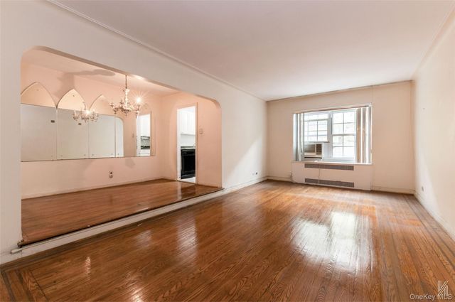 35-24 78th Street B24, Jackson Heights, NY 11372