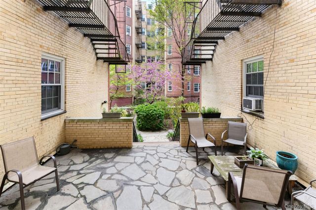 35-24 78th Street B24, Jackson Heights, NY 11372