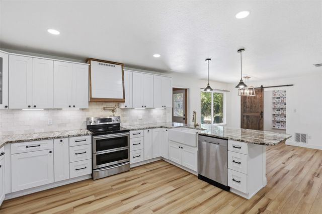 31424 N US Highway 281, Lipan, TX 76462