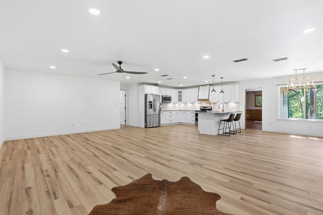 31424 N US Highway 281, Lipan, TX 76462