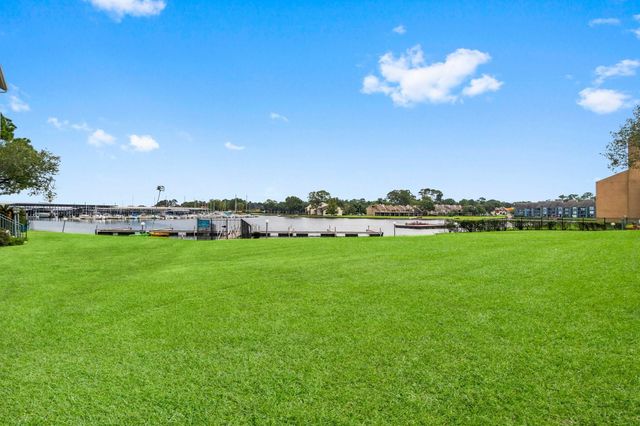 12800 Melville Drive A313, Montgomery, TX 77356