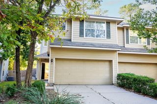 11 Summerhaze Circle, The Woodlands, TX 77382