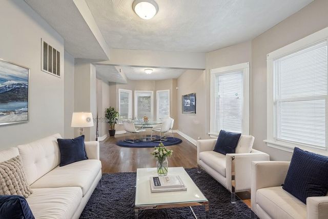 552 N Leamington Avenue, Chicago, IL 60644