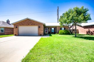 905 11th Street, Wolfforth, TX 79382
