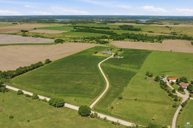 9500 Condray Road, Manhattan, KS 66503